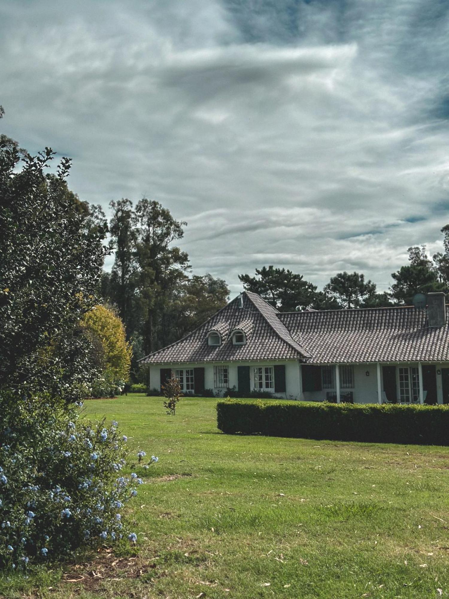 Estancia Ave María Hotel Tandil Exterior foto