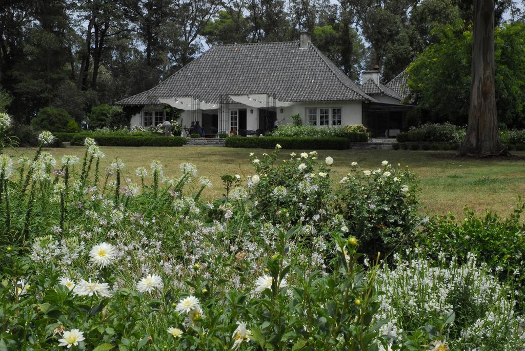 Estancia Ave María Hotel Tandil Exterior foto